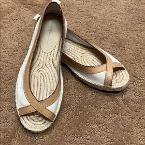 Tommy Bahama espadrilles